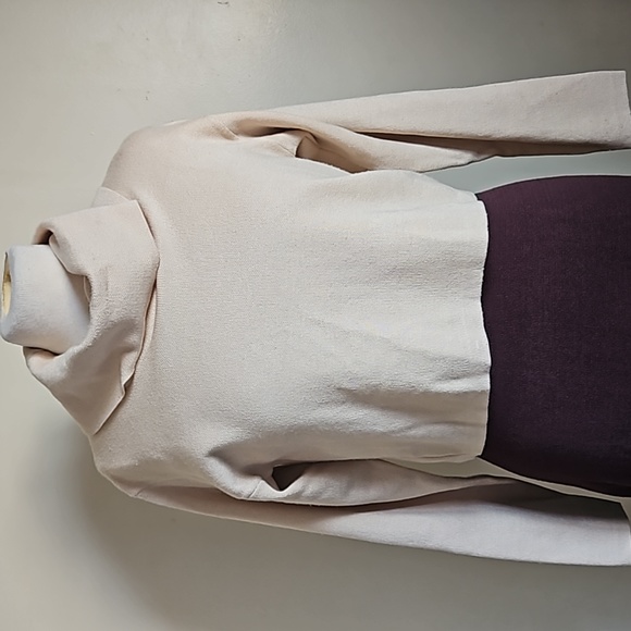 Taylor Knit Sweater Tank Dress With Long Sleeve Crop Top Cowl Neck Size Small - Picture 4 of 16